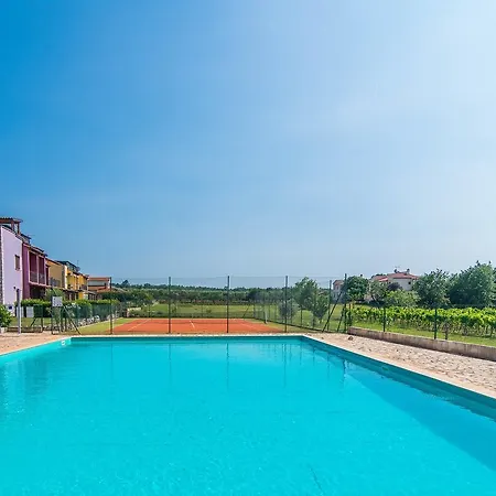 Gordana Ghedda * Nova Vas (Porec)